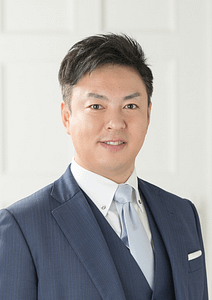 塾長：荷口裕行